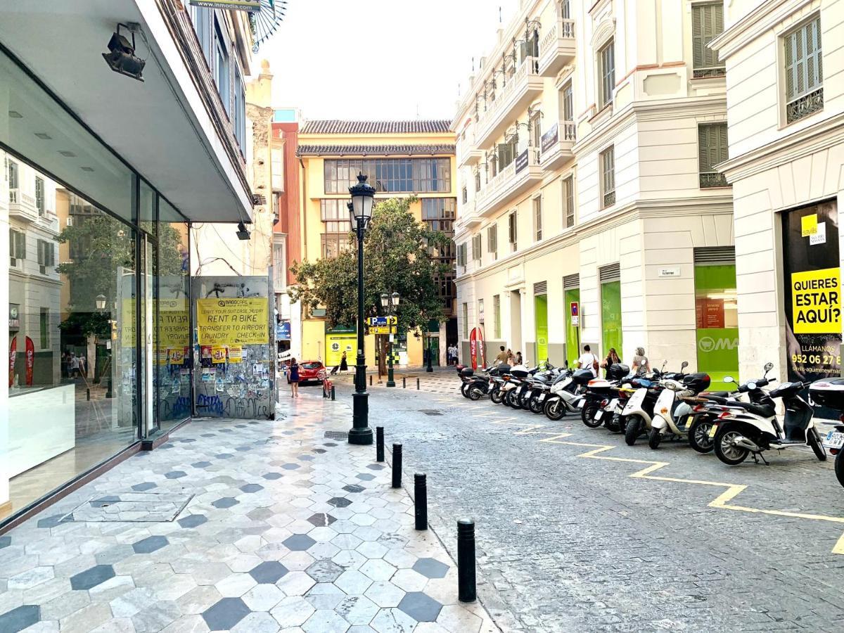 Lägenhet Homely Plaza Del Teatro *